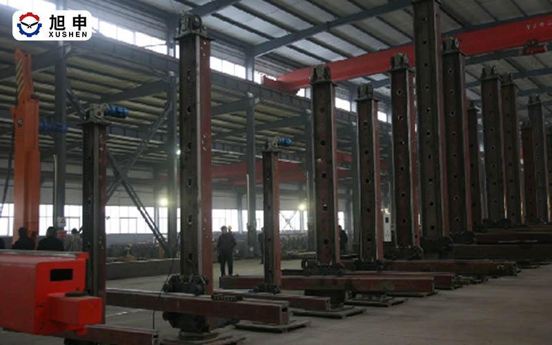 焊接操作機(jī)、焊接變位機(jī)，焊接滾輪架，小孔內(nèi)壁堆焊專機(jī)